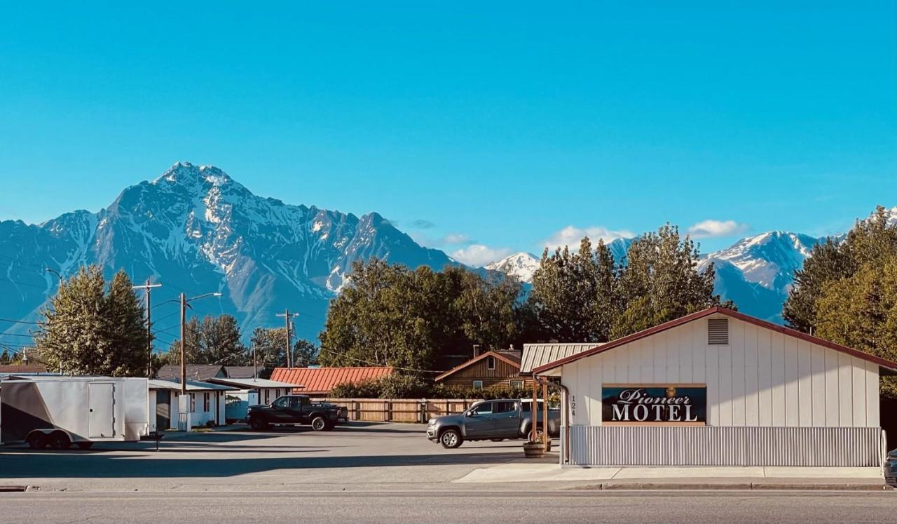 The Pioneer Motel Palmer Kültér fotó